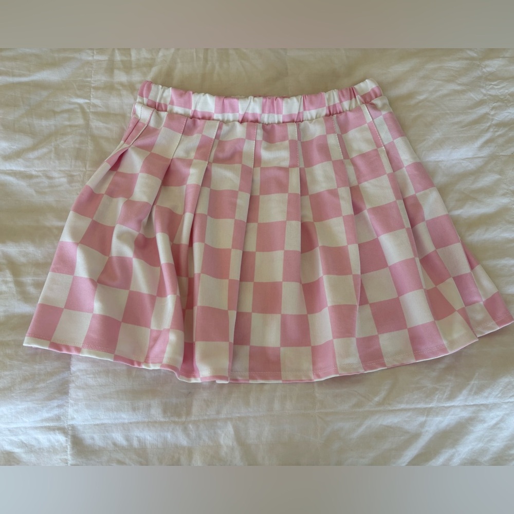 Jolie & Joy pink and white checkered pleated skirt Girls  Large 
Like new